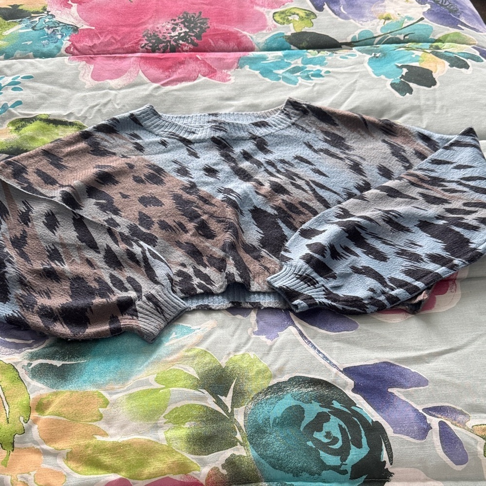 Debut Multicolor Animal Print Sweater